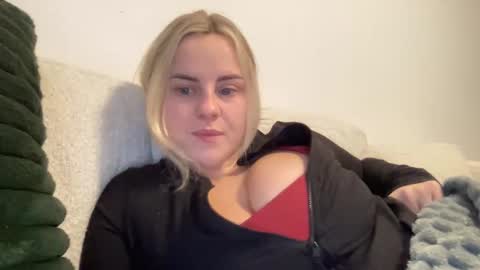 Lexi online show from September 23, 3:31 am