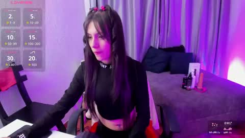 tiinajonus_ online show from July 16, 4:18 am