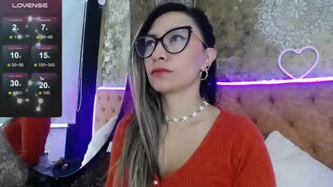 TILA TEQUILA online show from January 28, 12:11 pm