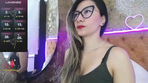 TILA TEQUILA online show from February 22, 12:19 pm