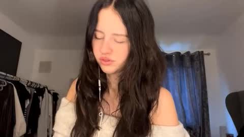 tildamcwhirt online show from January 16, 10:41 am