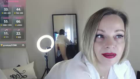 Tilly online show from March 10, 8:45 pm