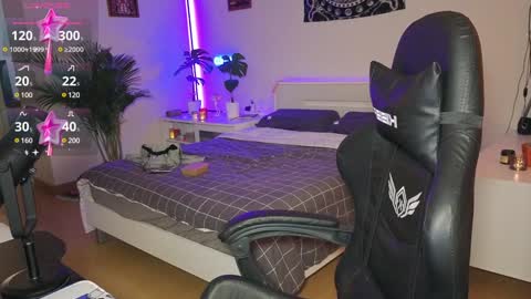 Snapshot of tima_lexikov chatting on December 29, 8:11 am Tima Lexikov online show from December 29, 8:11 am