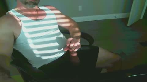 Snapshot of time2g chatting on January 23, 9:18 pm Time2Cum online show from January 23, 9:18 pm