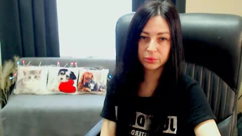 Luisa online show from May 21, 7:37 am