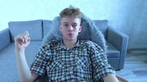 Snapshot of timmy7topcut chatting on May 28, 6:10 am Timmy online show from May 28, 6:10 am