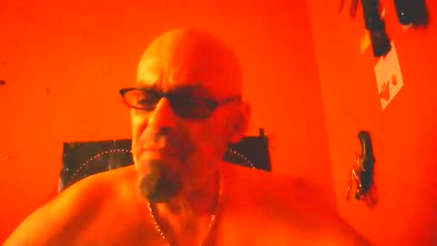 Snapshot of timothy33asd chatting on September 11, 11:21 am timothy33asd online show from September 11, 11:21 am