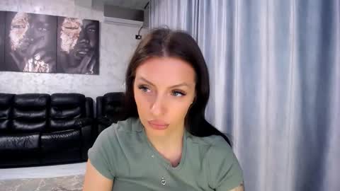 Snapshot of tina_kart3r chatting on November 4, 8:41 pm Andreea online show from November 4, 8:41 pm