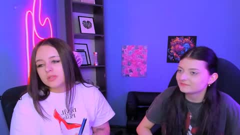 Tina online show from May 18, 3:18 pm