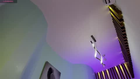 Tina  online show from October 29, 5:31 am