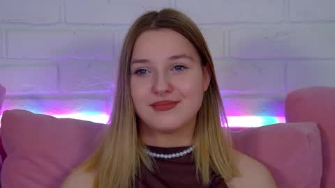 TinaBurton online show from April 27, 4:38 pm
