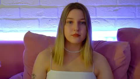 TinaBurton online show from May 3, 4:24 pm
