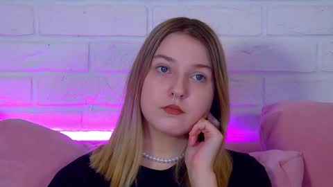 TinaBurton online show from May 11, 4:37 pm