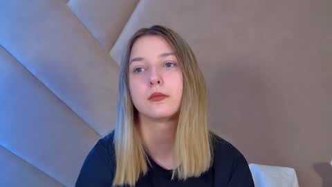 TinaBurton online show from May 12, 4:15 pm