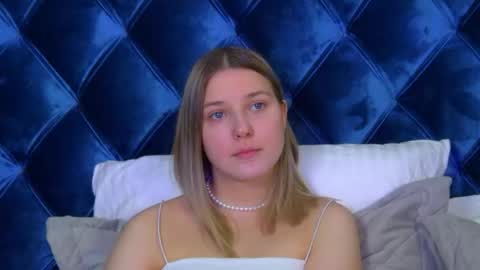 TinaBurton online show from June 1, 4:41 pm