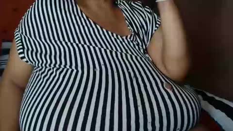 tinagiant online show from April 20, 8:17 am