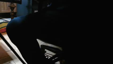 Snapshot of tinkertrain420 chatting on December 25, 6:09 pm tinkertrain420 online show from December 25, 6:09 pm