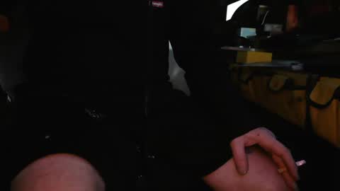 Snapshot of tinkertrain420 chatting on January 9, 7:42 am tinkertrain420 online show from January 9, 7:42 am