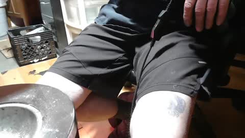 Snapshot of tinkertrain420 chatting on January 15, 7:59 am tinkertrain420 online show from January 15, 7:59 am