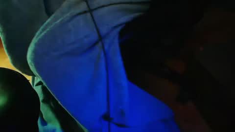 Snapshot of tinkertrain420 chatting on January 22, 7:25 am tinkertrain420 online show from January 22, 7:25 am