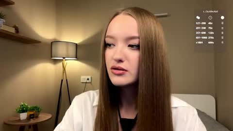 Snapshot of tinkibinky chatting on July 28, 6:20 pm Leila online show from July 28, 6:20 pm