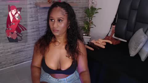 Tinna Goddess online show from January 27, 11:22 am