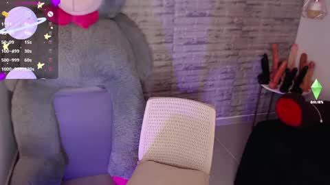 Snapshot of tinna__hottie chatting on June 1, 4:09 pm Tinna Goddess online show from June 1, 4:09 pm