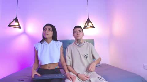 Snapshot of tinny_and_candy chatting on January 9, 1:35 pm TINNY AND CANDY online show from January 9, 1:35 pm