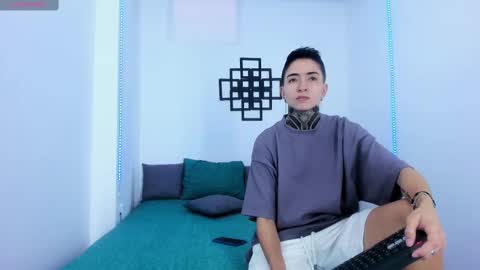 Snapshot of tinny_and_candy chatting on September 13, 4:51 pm TINNY AND CANDY online show from September 13, 4:51 pm