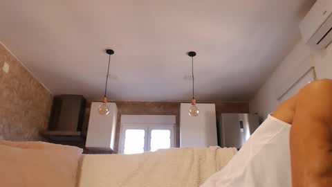 tinoclandestino online show from November 16, 10:10 am