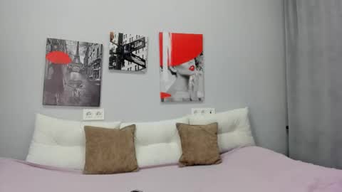 Snapshot of tiny__juju chatting on November 11, 2:00 am JuJu online show from November 11, 2:00 am