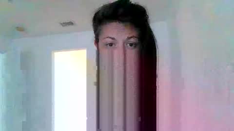 Snapshot of tinyassbossymilf chatting on October 31, 5:58 pm tinyassbossymilf online show from October 31, 5:58 pm