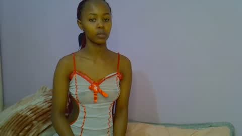 Snapshot of tinybarbie_ chatting on July 25, 11:30 am Barbie online show from July 25, 11:30 am