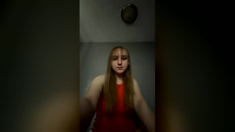 Snapshot of tinyblondebarbie chatting on May 31, 9:38 pm tinyblondebarbie online show from May 31, 9:38 pm