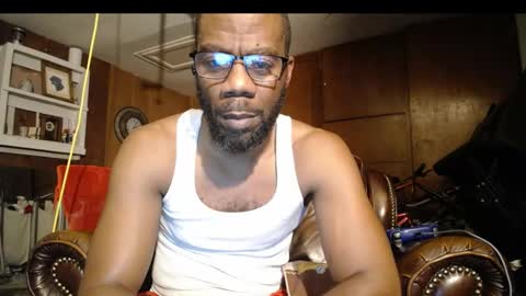 tinycock_1979 online show from September 24, 5:22 am