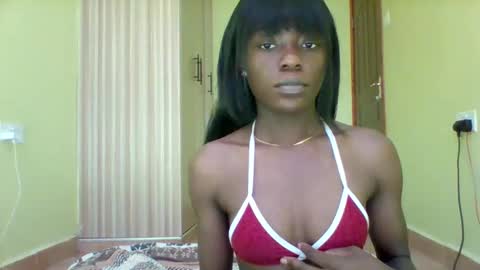 Snapshot of tinymani24 chatting on February 10, 8:51 am Tinymani24 online show from February 10, 8:51 am