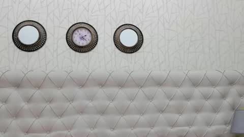 Tinnyrose online show from February 18, 7:32 pm