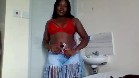 Snapshot of tipsynsassy chatting on June 23, 6:55 am tipsynsassy online show from June 23, 6:55 am