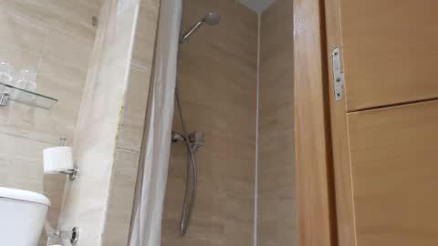 Tinks online show from April 21, 4:23 pm