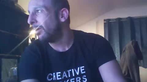 tiqueb40 online show from March 3, 1:23 am