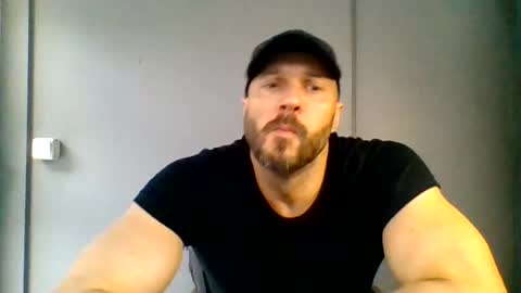 Snapshot of titan_heart chatting on July 12, 10:17 am titan_heart online show from July 12, 10:17 am