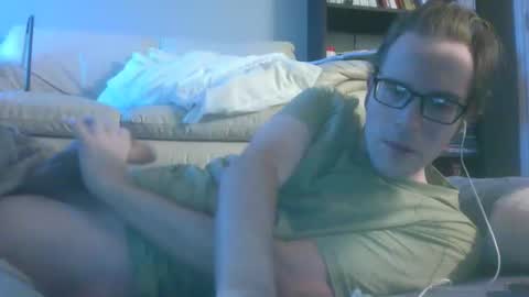 titlovercums online show from March 19, 11:36 am