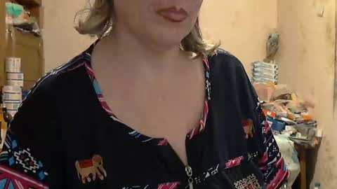 Snapshot of tittylina chatting on January 12, 7:32 am tittylina online show from January 12, 7:32 am