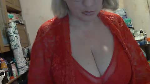 Snapshot of tittylina chatting on October 14, 10:10 pm tittylina online show from October 14, 10:10 pm
