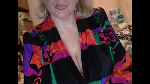 Snapshot of tittylina chatting on November 5, 10:10 pm tittylina online show from November 5, 10:10 pm