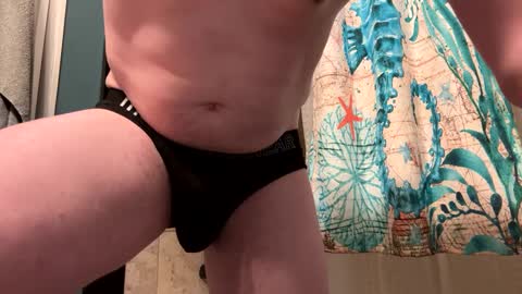 Snapshot of tittyzandbeer chatting on September 30, 9:03 am tittyzandbeer online show from September 30, 9:03 am