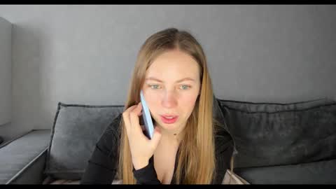 Maria online show from December 3, 9:29 am