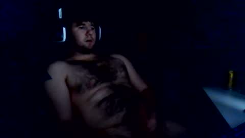 tizzledude online show from July 24, 7:39 am