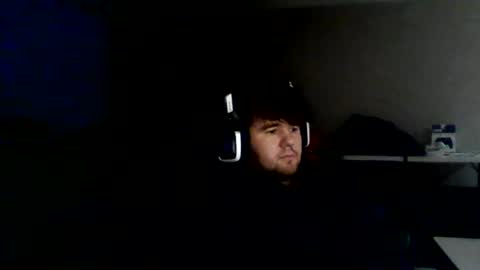 tizzledude online show from July 25, 4:54 am