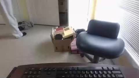 tj526316275 online show from March 18, 4:43 pm